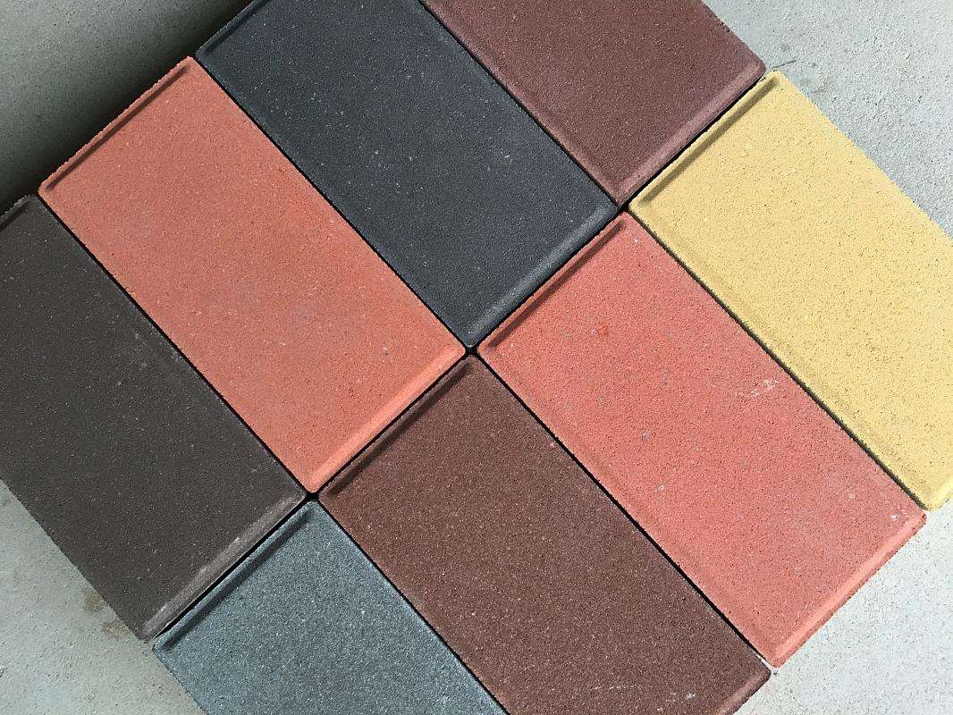 透水磚廠家:透水磚的優(yōu)勢(shì) 透水磚廠家:透水磚的優(yōu)勢(shì)